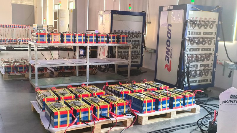 LiFePO4 battery